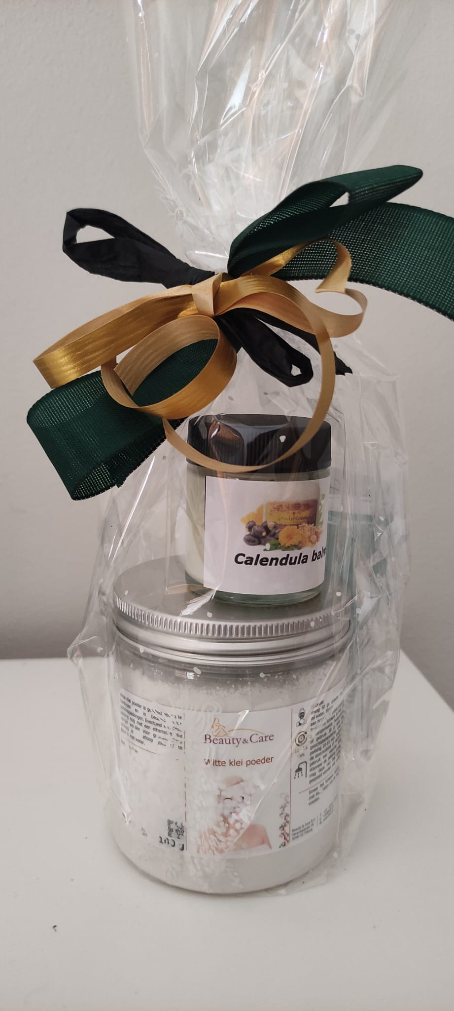 Witte leem met Calendula